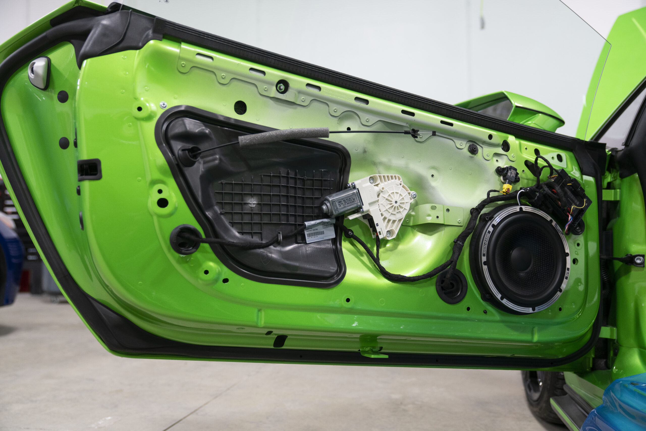 Lamborghini Huracan Evo Rwd Sound System Sensonum Upgrade Amplifier DSP Volume Controller 7